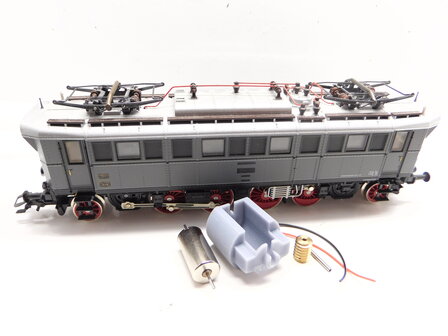 micromotor HTR010G ombouwset Trix E75, BR 175