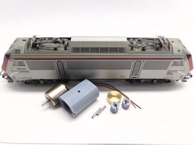 micromotor HJ002C ombouwset Jouef BB 26000 micromotor HJ002C ombouwset Jouef BB 26000